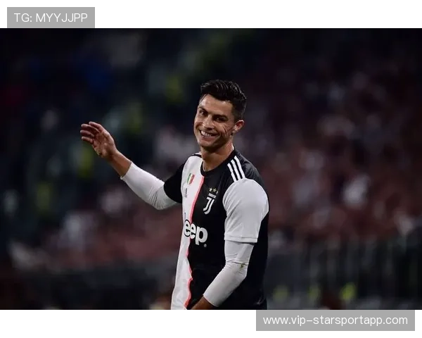 C罗家庭档案片段被泄露，引发粉丝热议