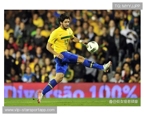 巴萨在训练中反复练习“无球吸引”的跑位艺术 巴萨在训练中反复练习“无球吸引”的跑位艺术