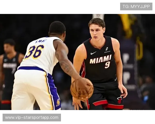 湖人130-120热火升至西部第3，不是东契奇和里夫斯，最大功臣是他，湖人一热火g6